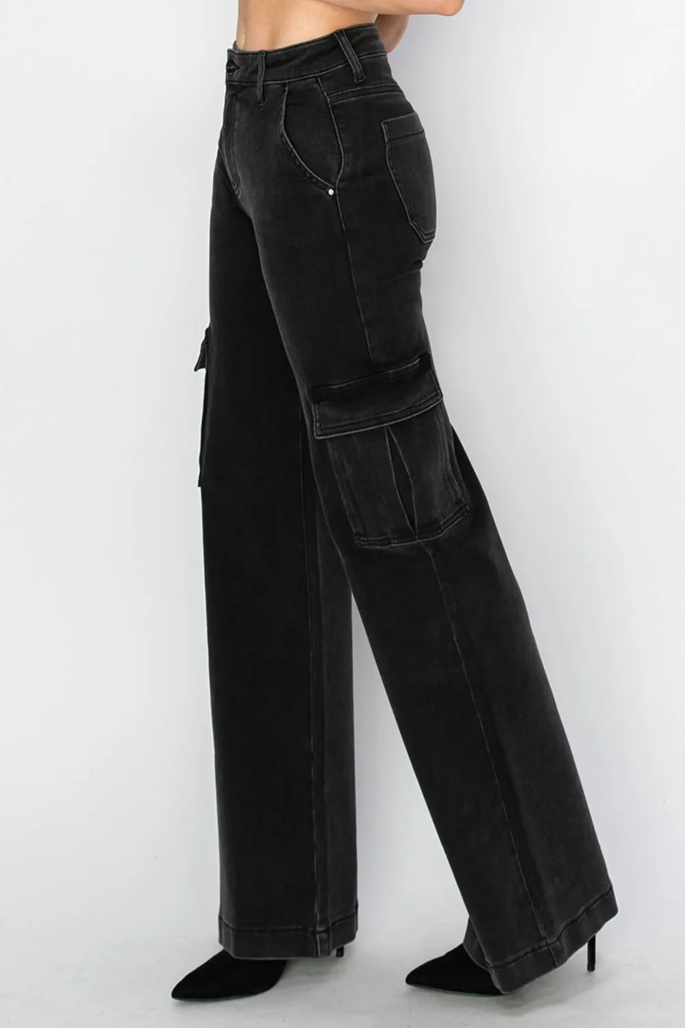 Black High Rise Wide Leg Cargo Jeans Sz. 24-3XL